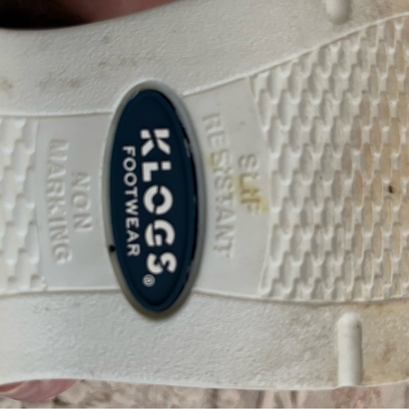 Klogs - Picture 2 of 3